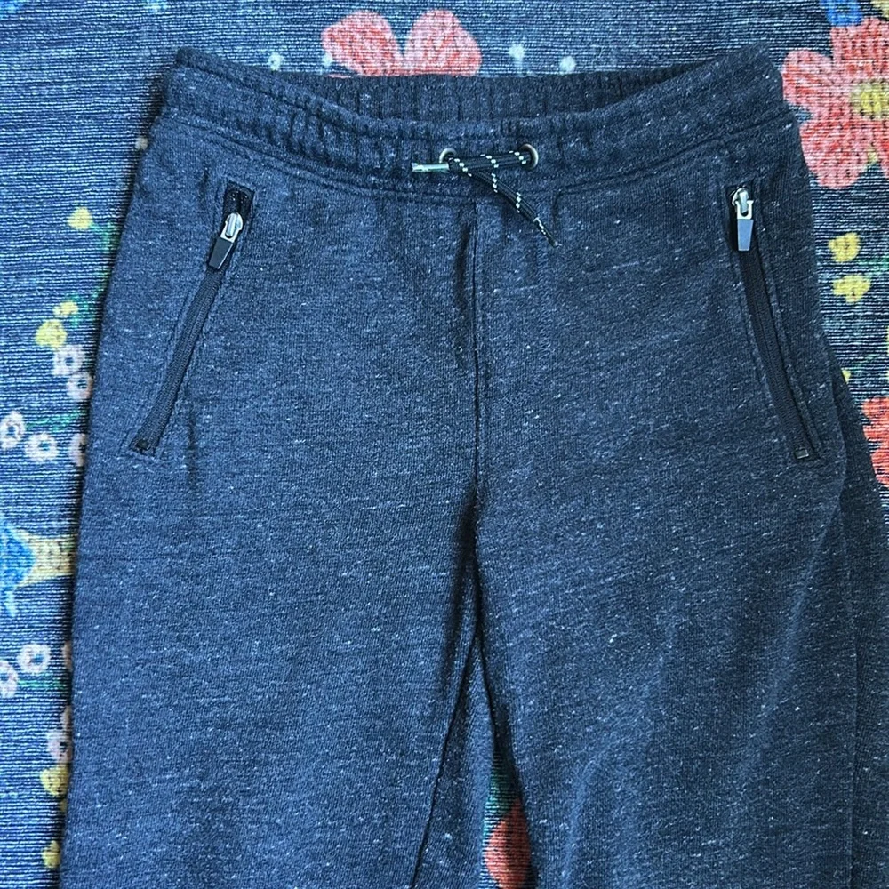 Old Navy Boys Dark Gray Jogger Sweatpants, Size Small (6-7)